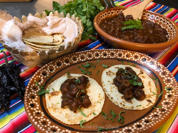 Tacos de Barbacoa by Saraa Franco