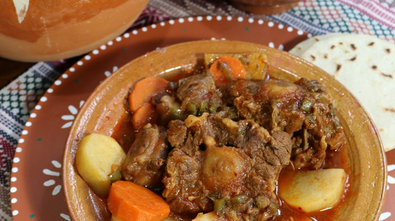 How to Make Guidaso de Rabo De Res - Oxtail Stew Recipe